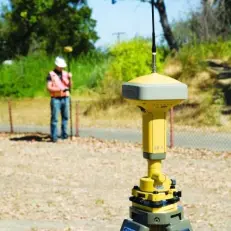 GPS Topcon GR-5 на строительной площадке