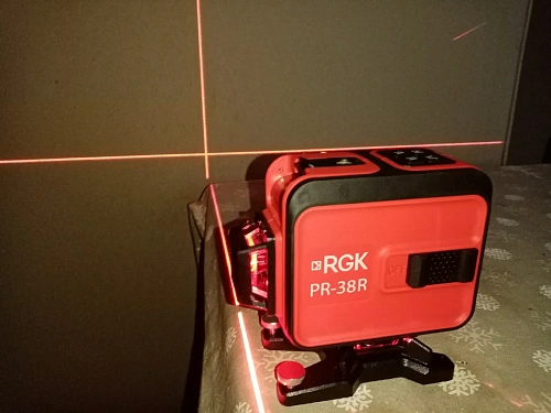 RGK PR-38R + штатив, приемник, рейка - лазерный нивелир 3d с красным лучом
